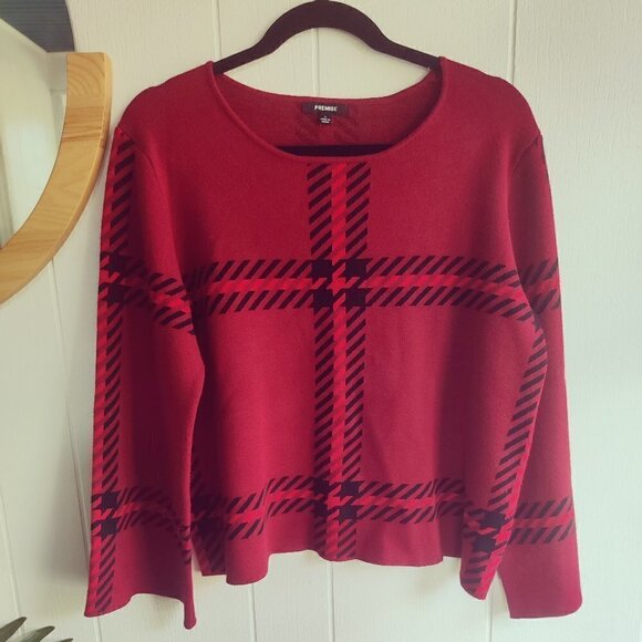 Red Sweater in Southwestern Style slightly cropped, feels so soft great Sz Large - Picture 1 of 7